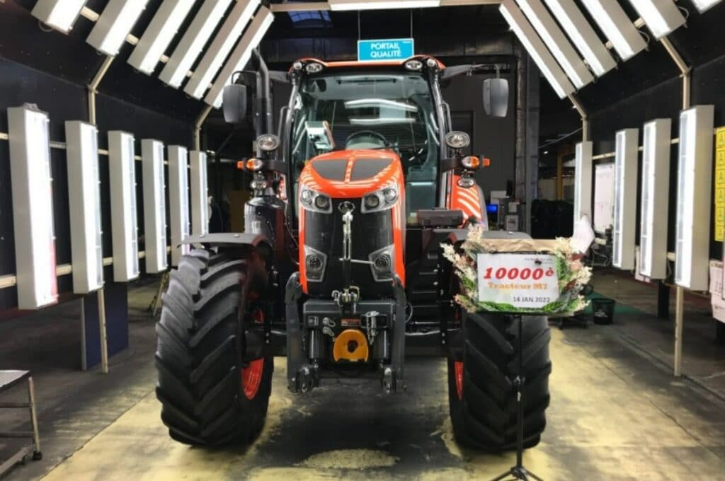 Kubota M7000 Series