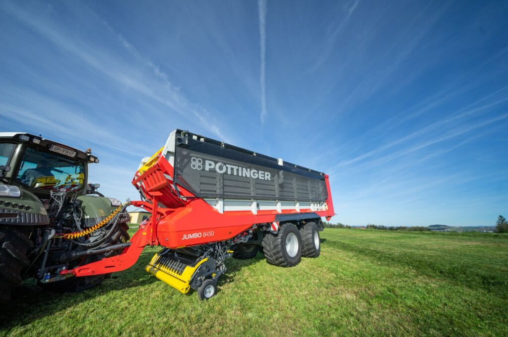 Pöttinger Jumbo loader wagon
