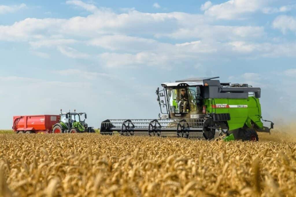 Fendt Corus combine harvester