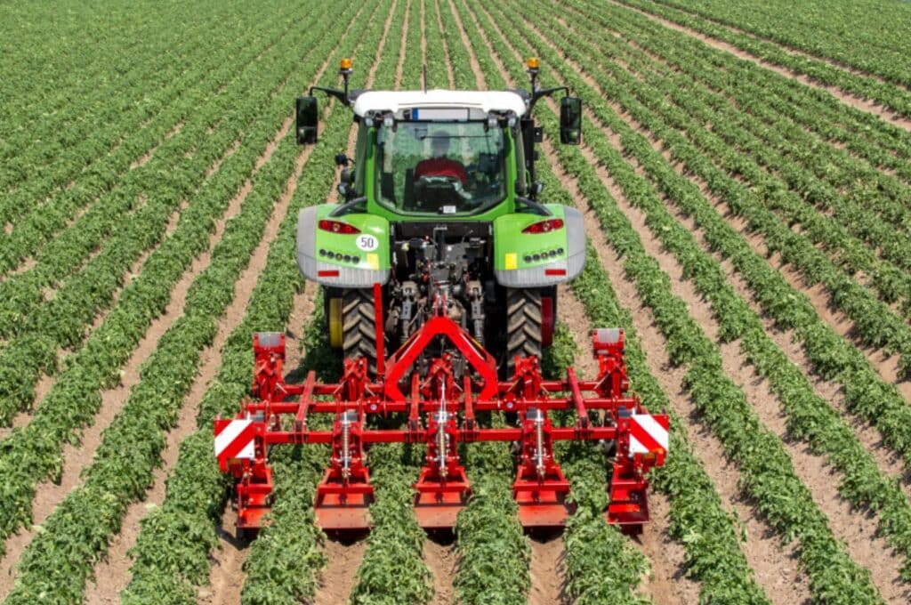Grimme GH ridging hiller