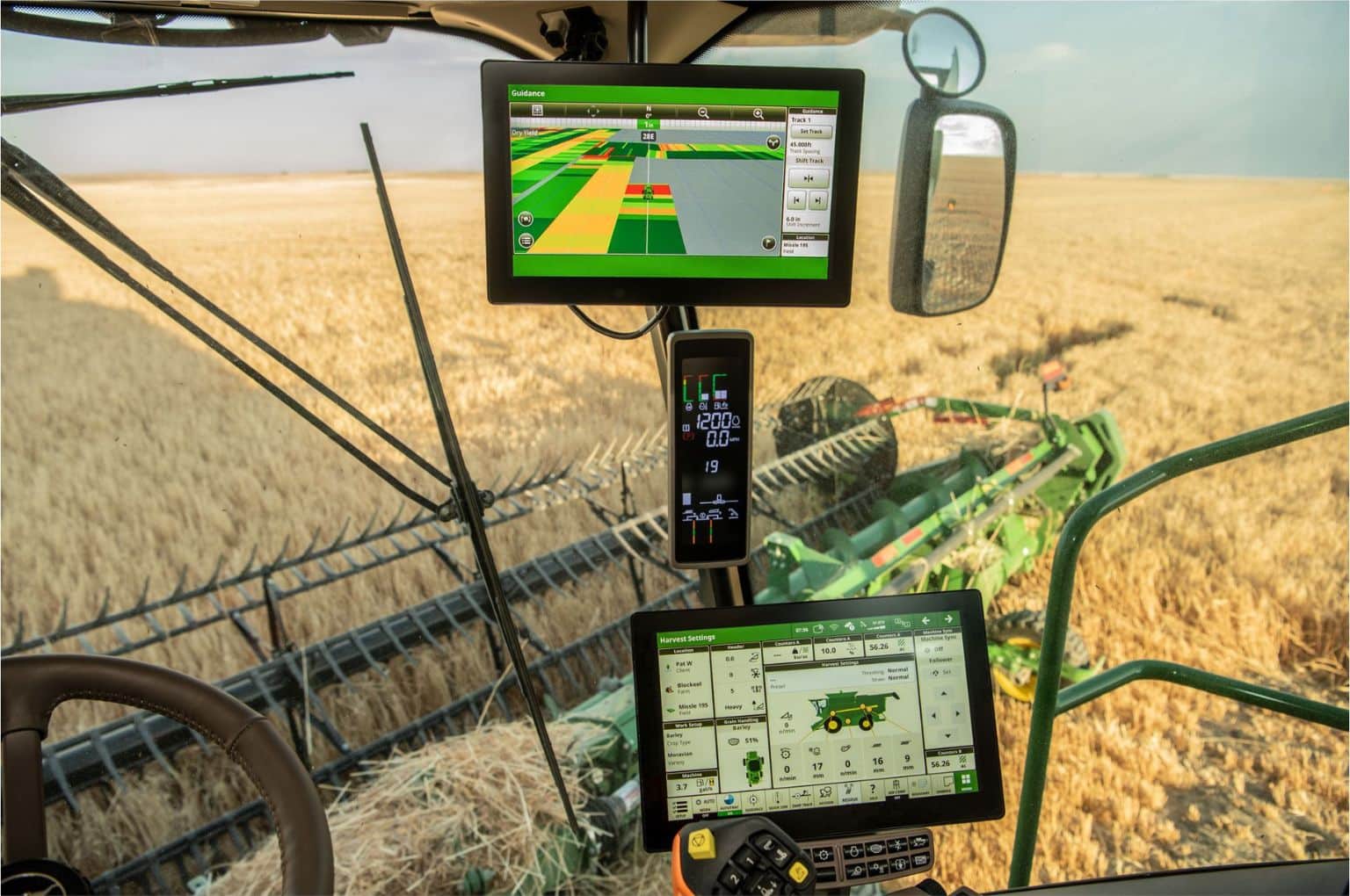 John Deere G5Plus CommandCenter and Extended Monitor Combination