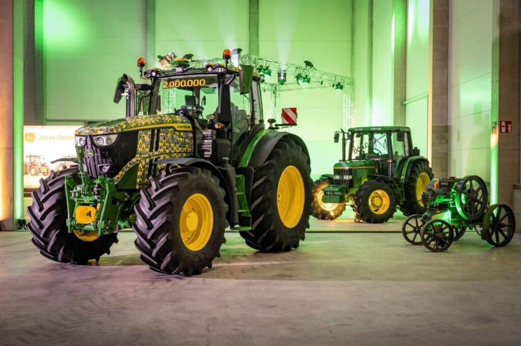 2 millionth John Deere tractor from Mannheim