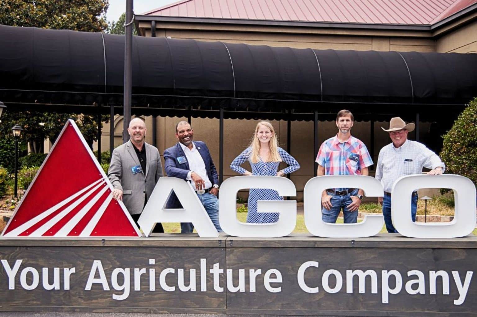 AGCO recognizes top suppliers