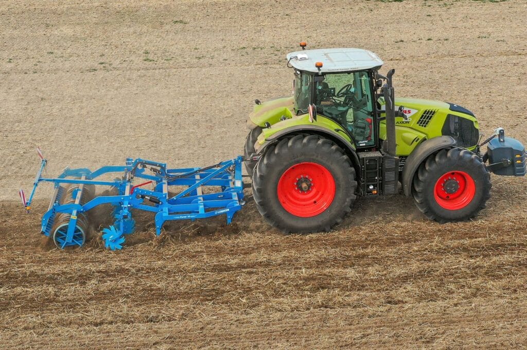 Lemken Karat 10 cultivator