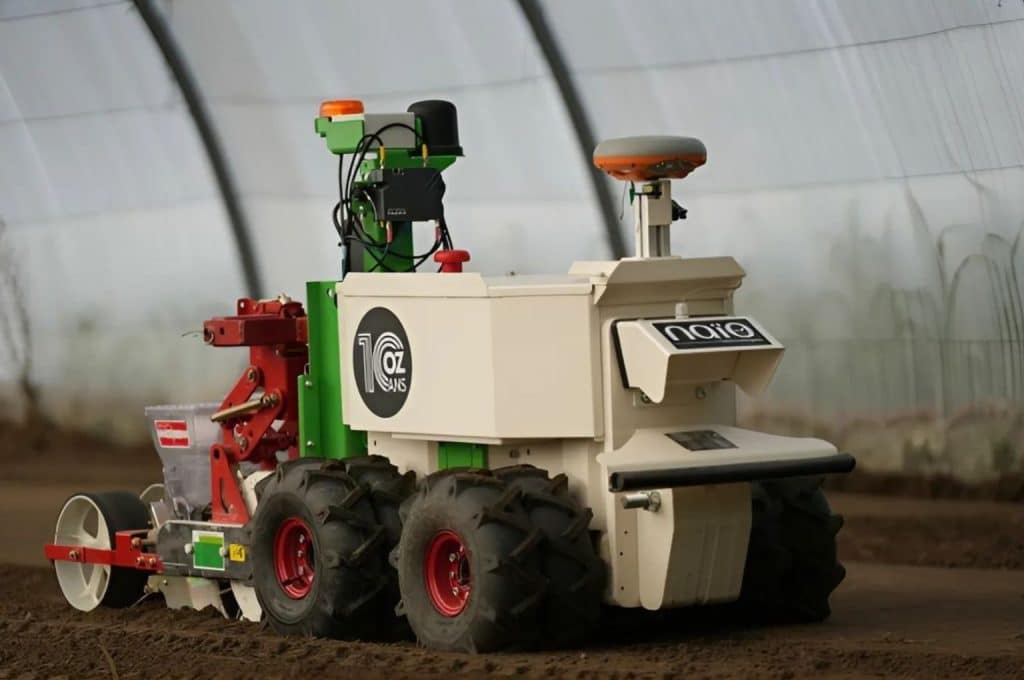 OZ ag robot