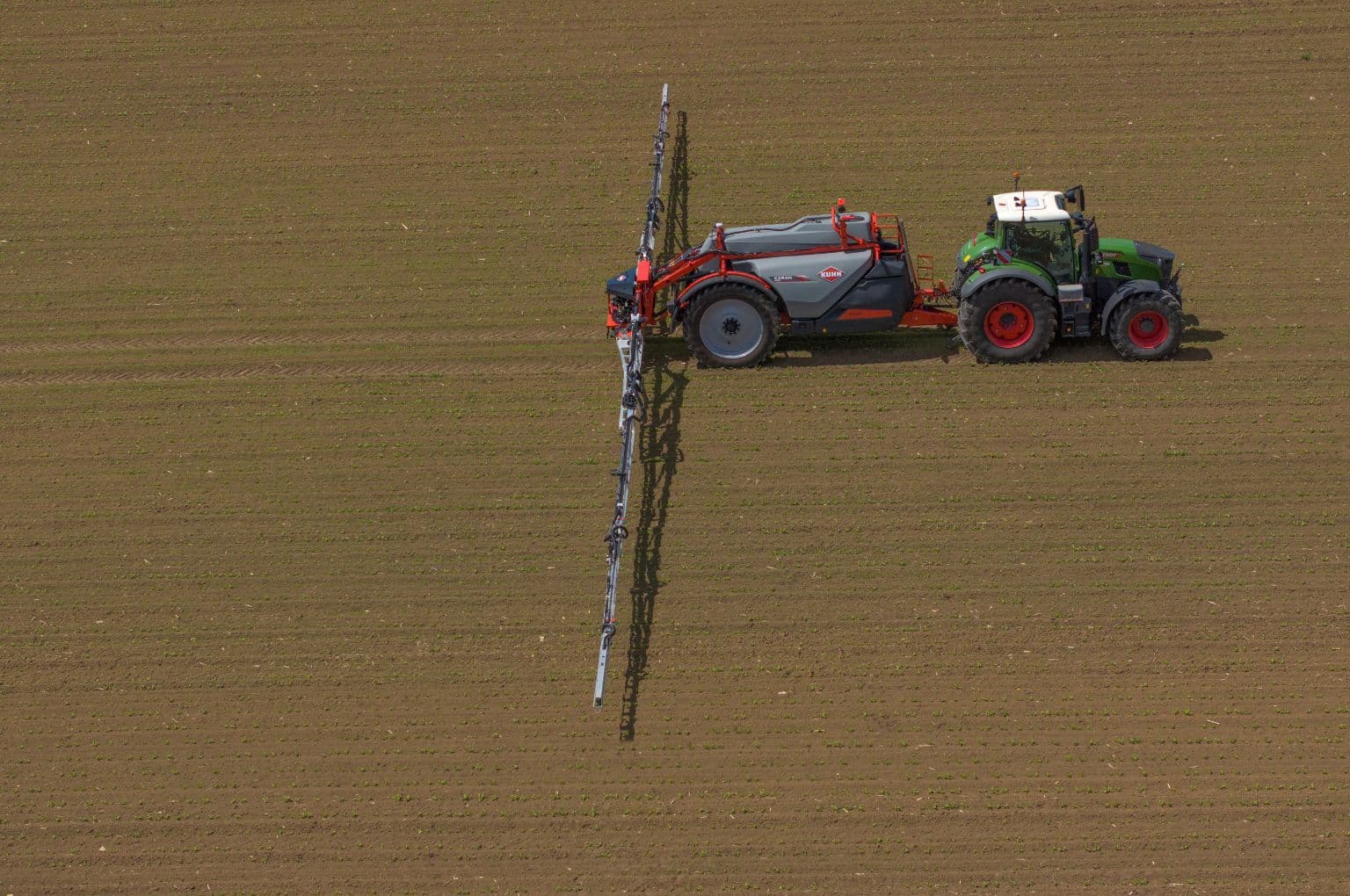 Kuhn Karan trailed sprayer