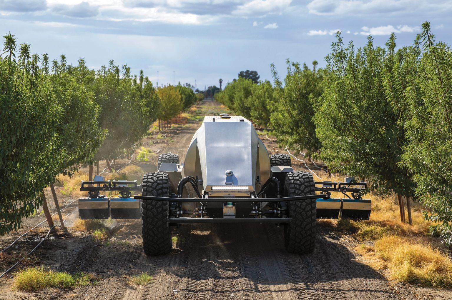 John Deere acquires Guss Automation