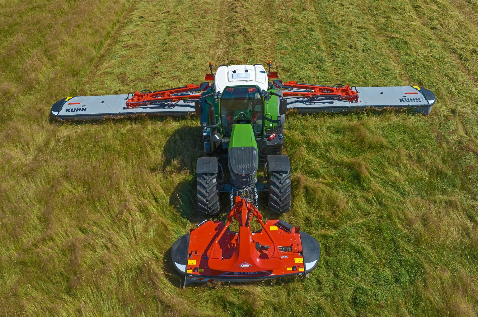 Kuhn GMD 15030 triple disc mower