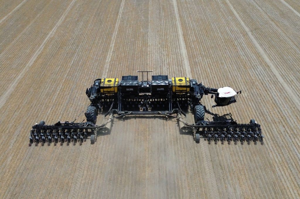 NEXAT 28 meter wide seeding in Brazil