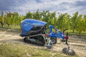New Holland R4 autonomous robot