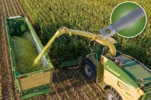 Carbide counterblade on Krone Big X