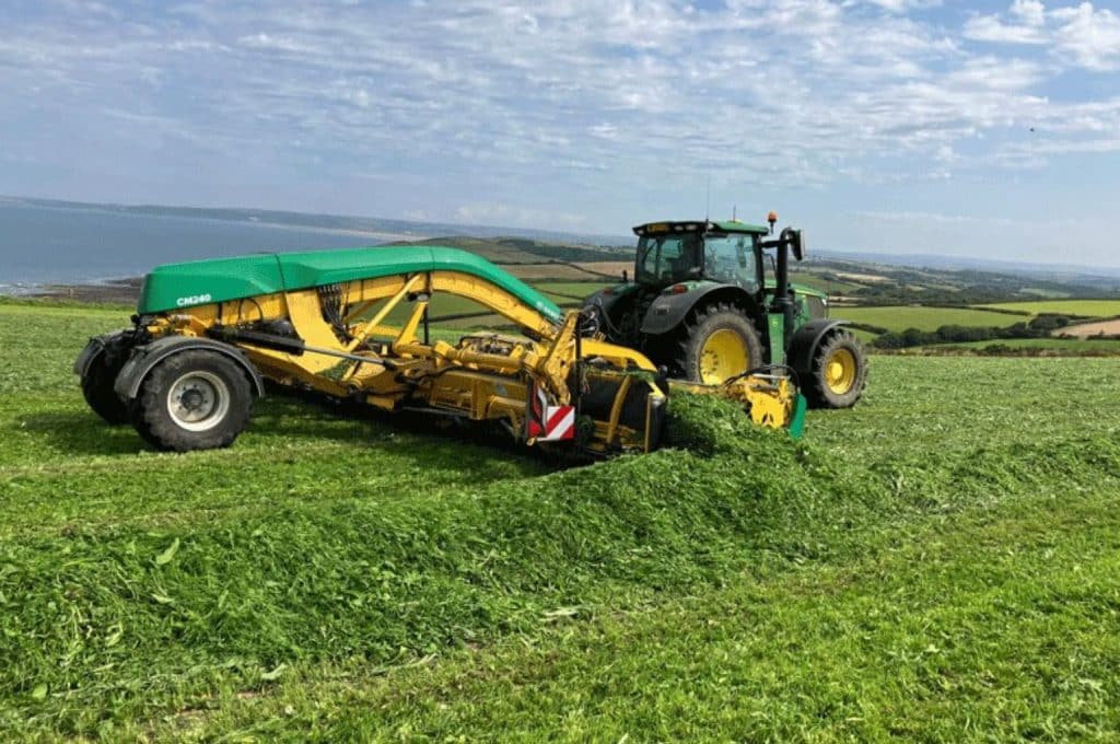 Oxbo Twin Merger CM240