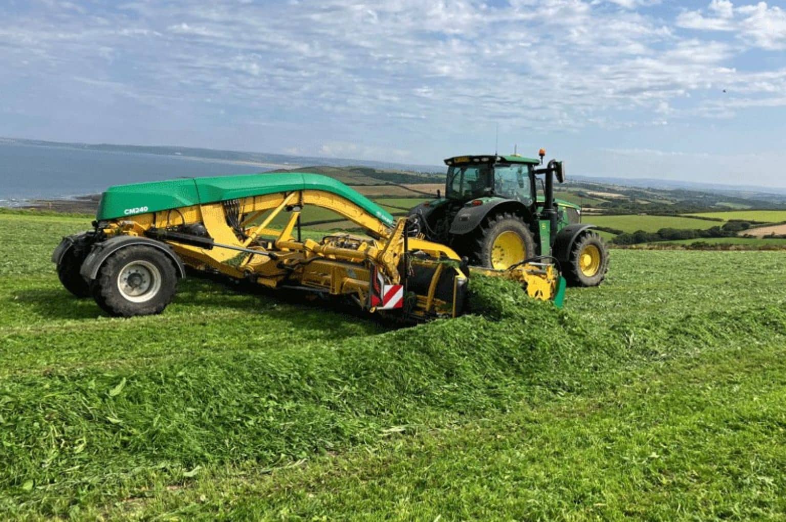 Oxbo Twin Merger CM240