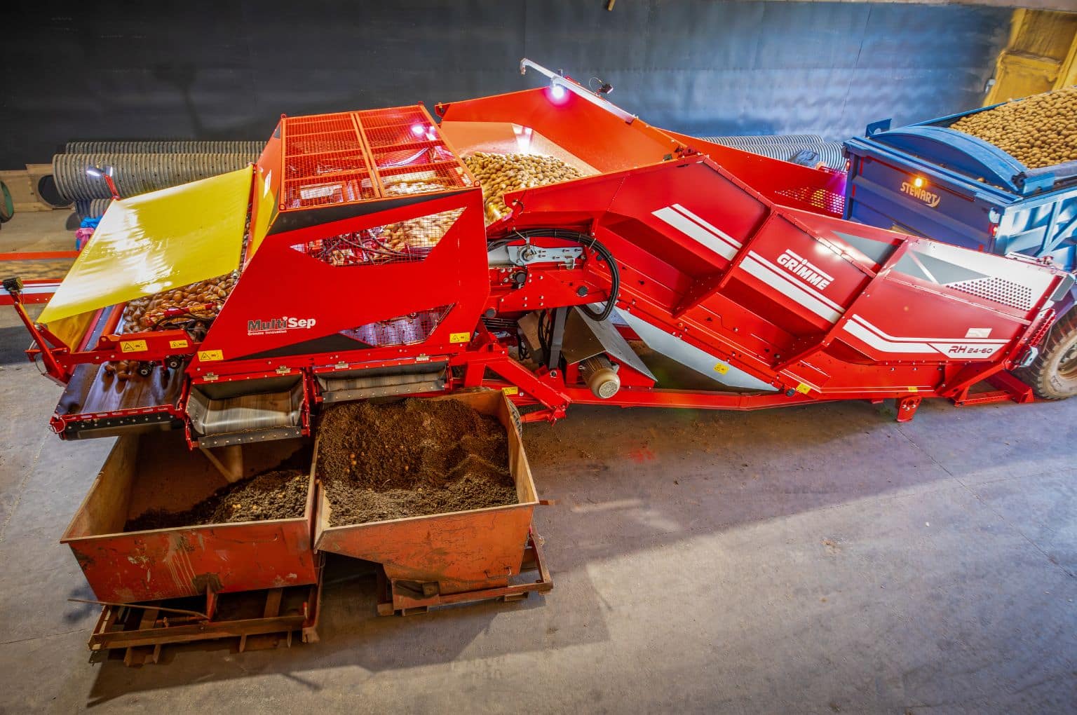 Grimme MultiSep separator on RH 24 receiving hopper