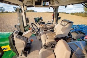 John Deere 8R