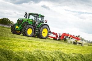 John Deere 6R