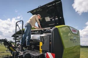 Claas Rollant 630 RC