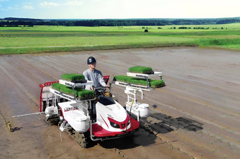 Mitsubishi rice transplanter