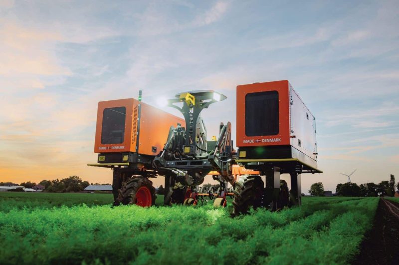 Autonomous Kubota Robotti field robot