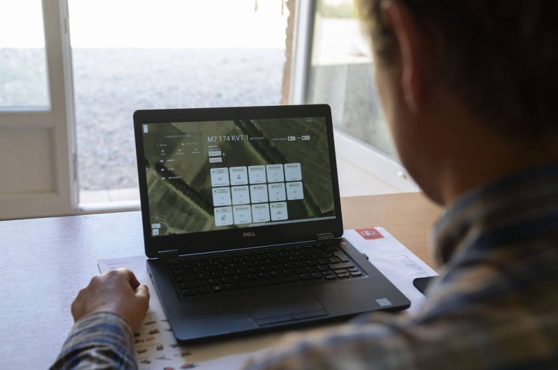 Remote control Kubota M7004 Autonomous