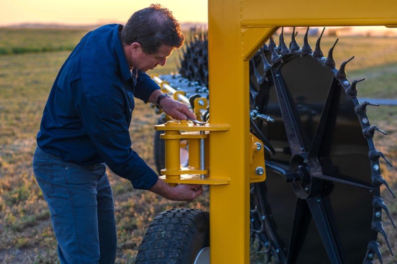 New Holland DuraVee wheel rake